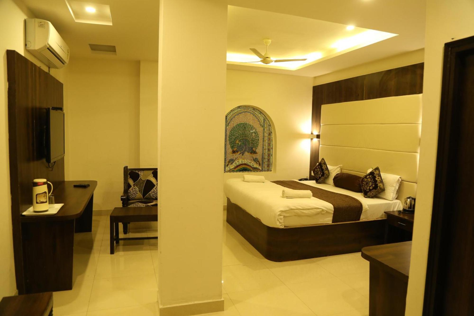 Hotel Krishna Palace Udaipur Esterno foto
