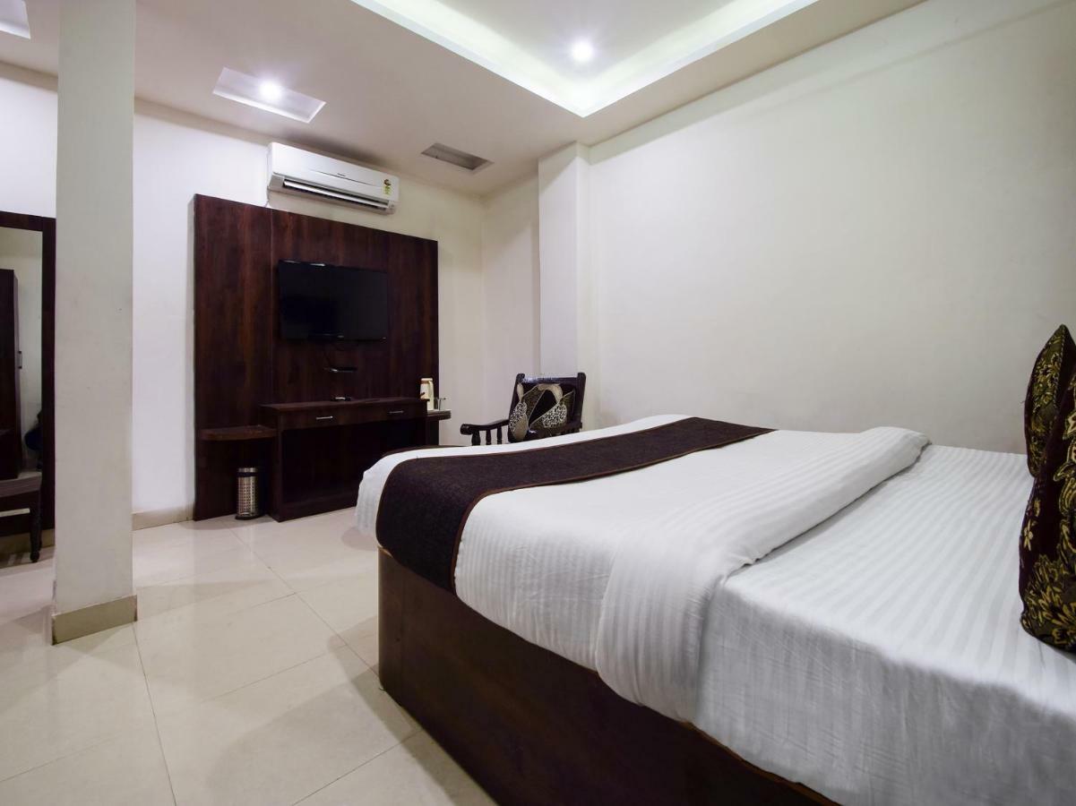 Hotel Krishna Palace Udaipur Esterno foto