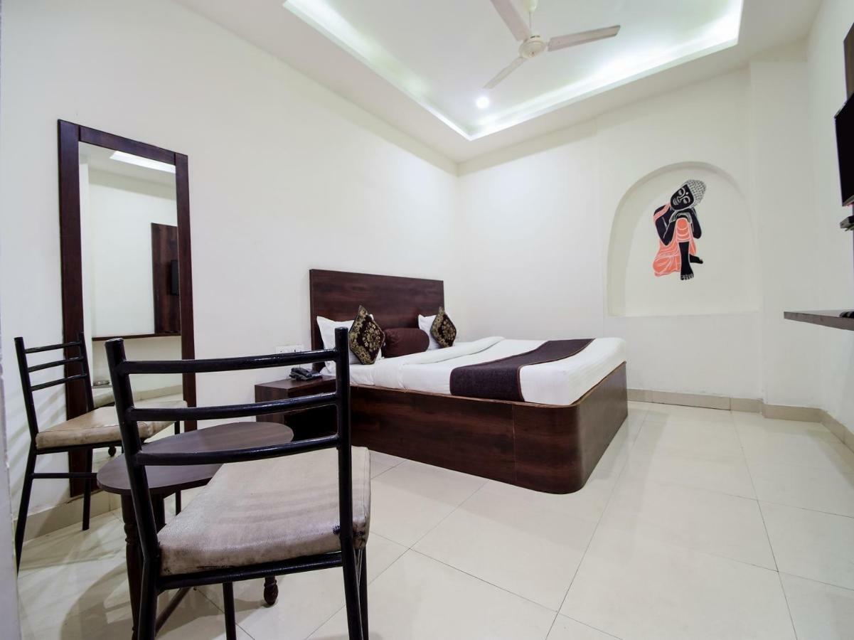 Hotel Krishna Palace Udaipur Esterno foto