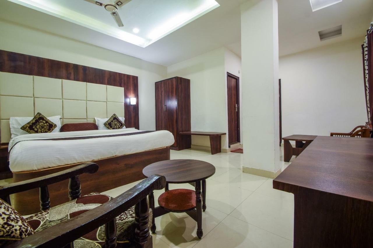Hotel Krishna Palace Udaipur Esterno foto