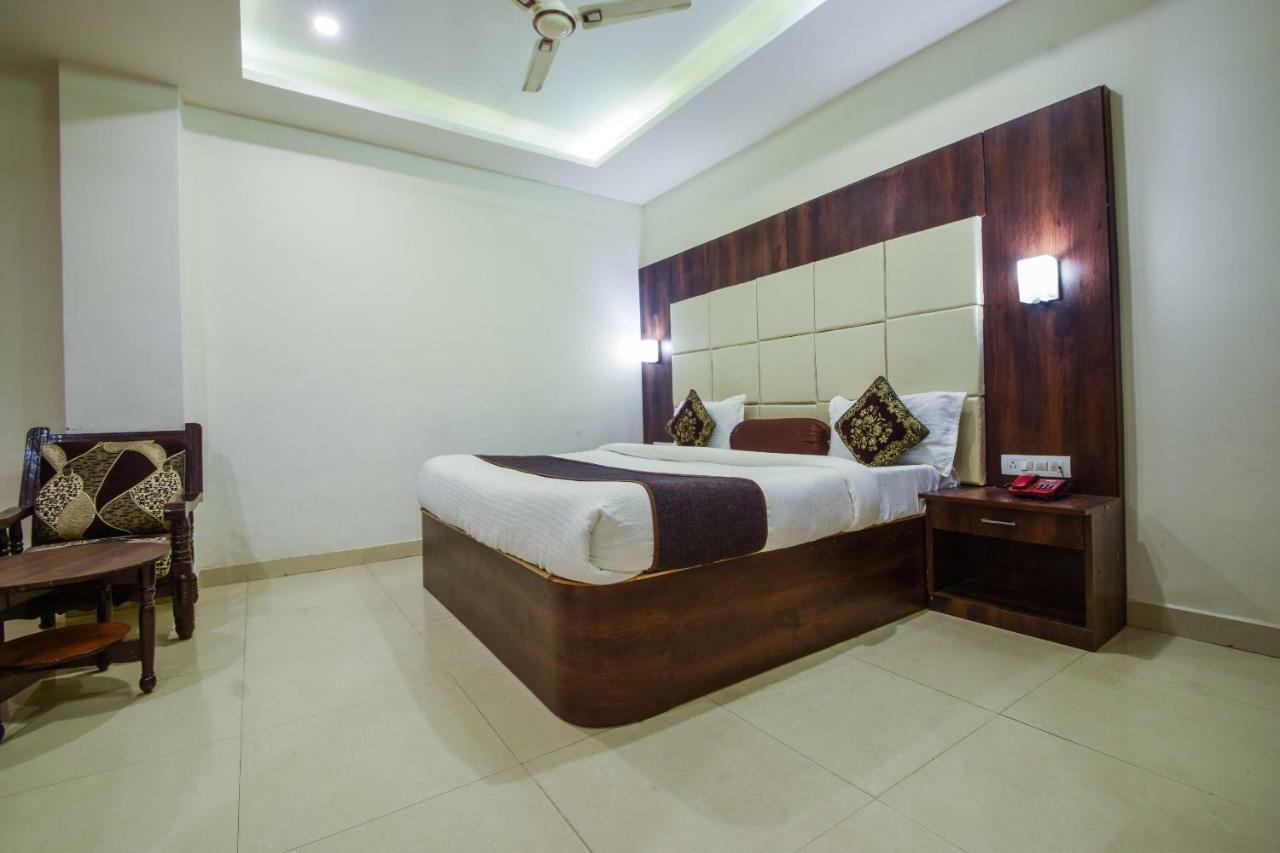 Hotel Krishna Palace Udaipur Esterno foto