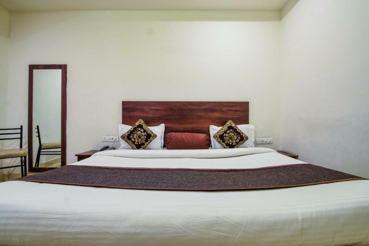 Hotel Krishna Palace Udaipur Esterno foto